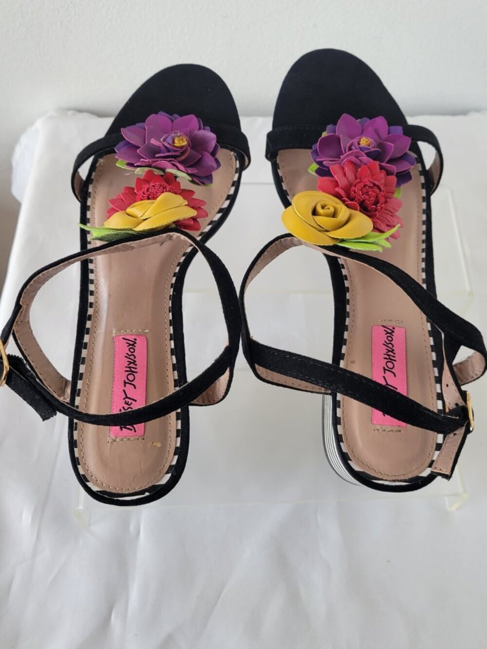 Betsey Johnson "Adde" Floral Block Heel Sandals – Size 9 - Picture 11 of 16